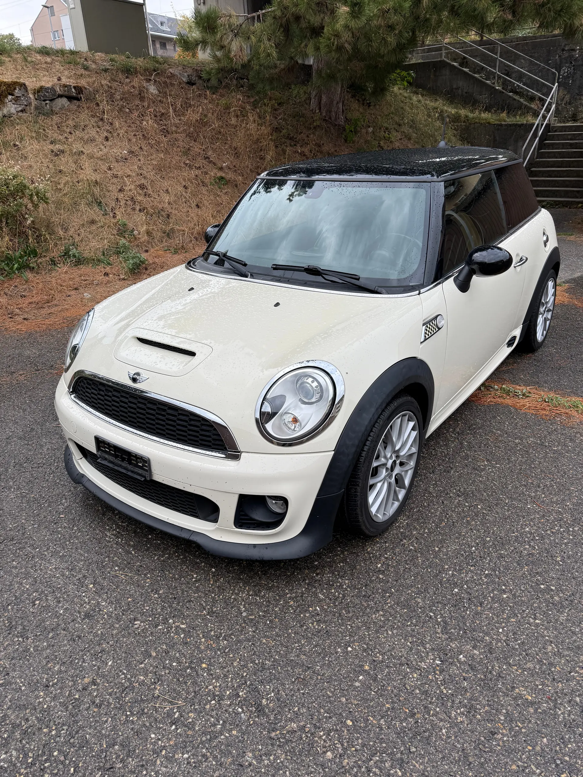 MINI Cooper 2012 occasion Les Geneveys-sur-Coffrane — 1