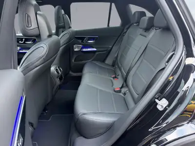 Mercedes-Benz GLC 400 e — Hybride rechargeable performant, quasi-neuf avec 20 km — Thumbnail 11