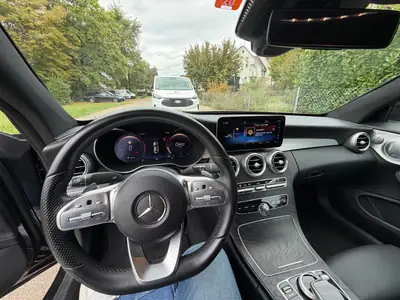 Mercedes-Benz C 300 d AMG Line 4Matic — Coupé diesel sportif, 4RM, à peine 77 000 km — side view