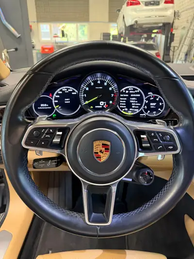 Porsche Panamera 4 E-Hybrid Executive — Berline de luxe hybride rechargeable, 149'000 km — Miniatur 17
