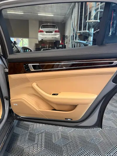 Porsche Panamera 4 E-Hybrid Executive — Berline de luxe hybride rechargeable, 149'000 km — Miniatur 21