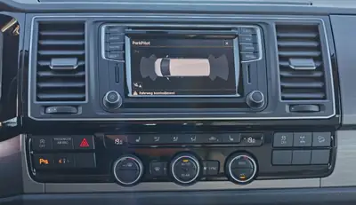 VW T6 California Ocean 2.0 TDI — Camping-car 4 places, moteur 204 ch, faible kilométrage — Thumbnail 8