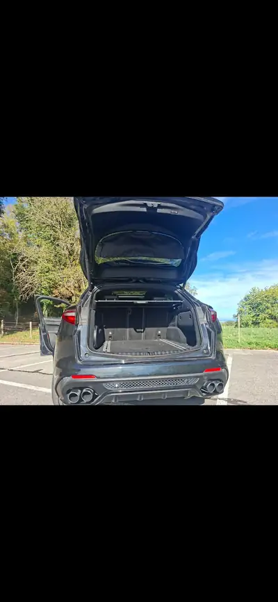 Alfa Romeo Stelvio 2.9 V6 Biturbo Quadrifoglio 600 PS — Performance italienne brute — Thumbnail 7