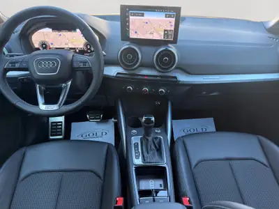 Audi Q2 35 TFSI S-Line Advanced — SUV compact premium, état neuf, garantie Audi — arrière
