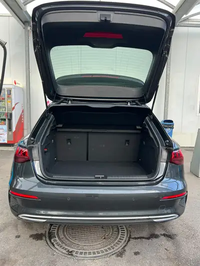Audi A3 Sportback 1.5 35 TFSI S Line — Berline sportive hybride légère, 35'000 km — dashboard
