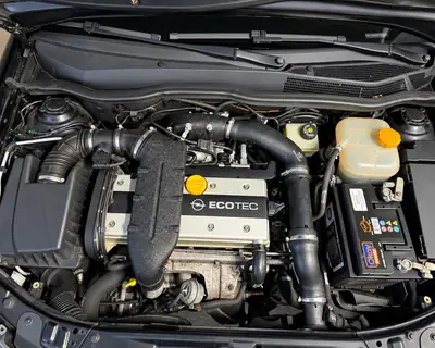 Opel Astra GTC 2.0 Turbo Sport — Coupé dynamique, révision complète & freins neufs — Thumbnail 10