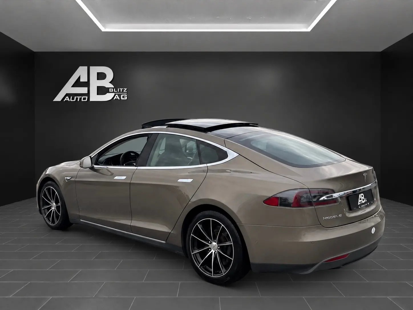 Tesla Model S 2016 occasion Hunzenschwil — 3