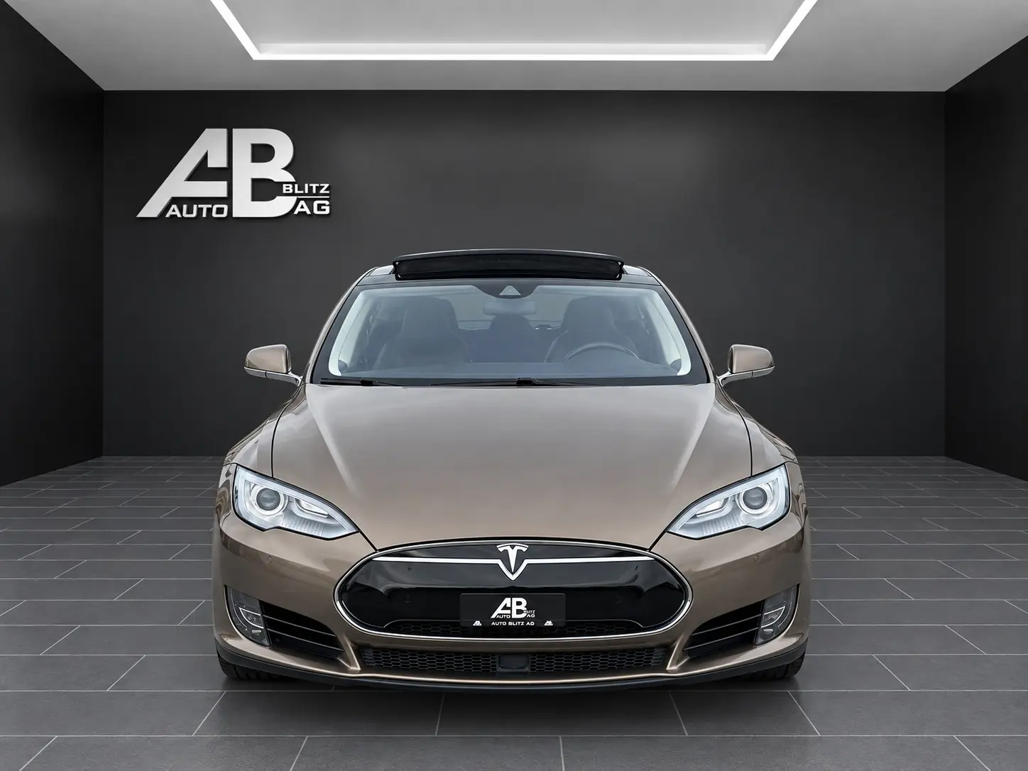 Tesla Model S 85 D — Berline électrique 525 ch, 185 000 km, garantie inclusive