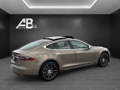 Tesla Model S 85 D — Berline électrique 525 ch, 185 000 km, garantie inclusive — Armaturenbrett