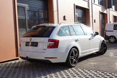 Skoda Octavia 1.5 G-tec Style — Break écologique bi-carburant, équipé et sans accident — Thumbnail 7