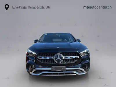 Mercedes-Benz GLA 250 4Matic — SUV compact hybride, 238 ch et faible consommation — Thumbnail 9