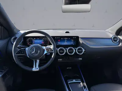 Mercedes-Benz GLA 250 4Matic — SUV compact hybride, 238 ch et faible consommation — Thumbnail 14