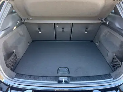 Mercedes-Benz GLA 250 4Matic — SUV compact hybride, 238 ch et faible consommation — Thumbnail 19