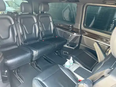 Mercedes-Benz V 250 d Extralang 4Matic — Monospace premium diesel, 6 places, tout-terrain — detail