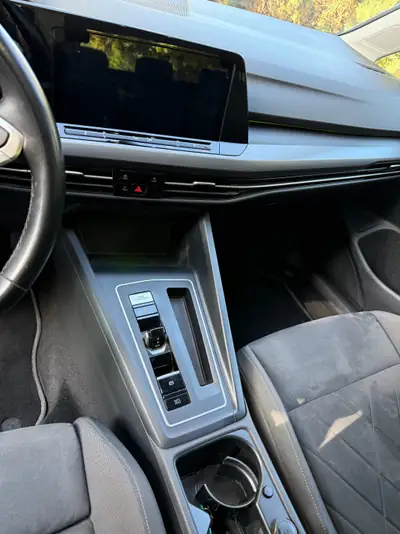 VW Golf 1.5 eTSI mHEV ACT Style DSG — Hybride léger économe, 96'000 km, sans sinistre — Miniature 13