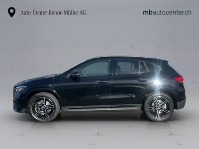 Mercedes-Benz GLA 250 AMG Line 4MATIC — SUV compact hybride, 238 ch et consommation maîtrisée — rear view