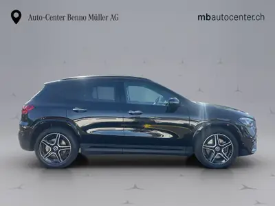 Mercedes-Benz GLA 250 AMG Line 4MATIC — SUV compact hybride, 238 ch et consommation maîtrisée — Thumbnail 7