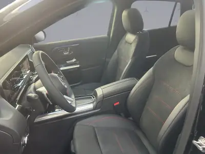 Mercedes-Benz GLA 250 AMG Line 4MATIC — SUV compact hybride, 238 ch et consommation maîtrisée — Thumbnail 10