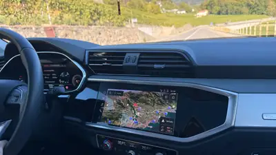 Audi Q3 Sportback 45 TFSI quattro — SUV coupé sportif, 35'000 km seulement — vista posteriore