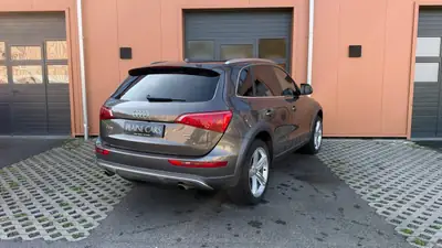 Audi Q5 3.2 FSI Quattro 2012 — SUV premium tout-terrain, équipement haut de gamme — Miniature 8