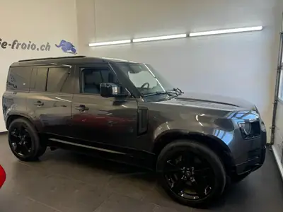 Land Rover Defender 110 D250 X-Dynamic HSE — 7 places, motorisation D250 performante, 68'000 km seulement — Außenansicht