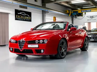 Alfa Romeo Spider 1.8 TBi — Cabriolet sportif rouge, état impeccable, 12'900 km — Außenansicht