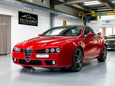 Alfa Romeo Spider 1.8 TBi — Cabriolet sportif rouge, état impeccable, 12'900 km — Seitenansicht