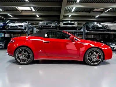 Alfa Romeo Spider 1.8 TBi — Cabriolet sportif rouge, état impeccable, 12'900 km — Miniatur 7