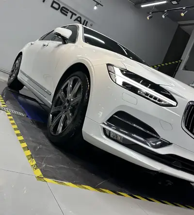 Volvo S90 2.0 T6 Inscription AWD — Berline premium Polestar, services inclus — arrière