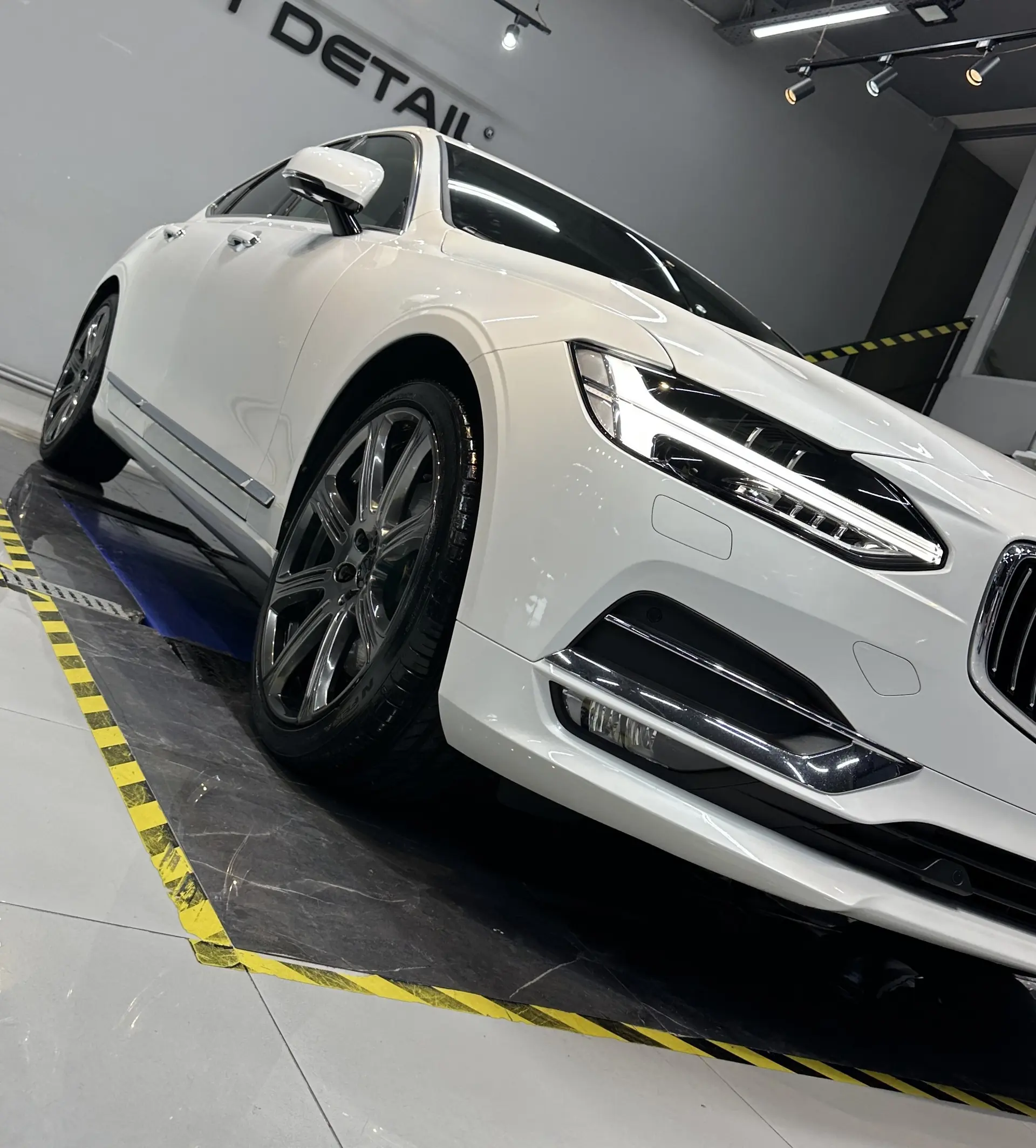 Volvo S90 2018 occasion Boll — 3