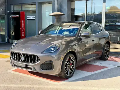 Maserati Grecale 2.0 MHEV GT — SUV hybride premium, 73'800 km, toit panoramique — exterior view