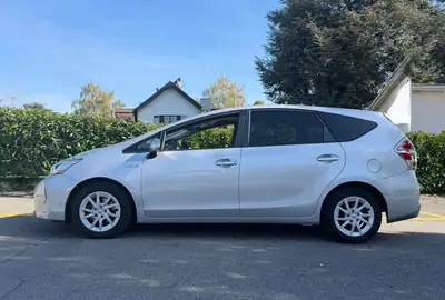 Toyota Prius+ 1.8 VVT-i HSD Premium — Monospace hybride 7 places, 156'000 km — arrière