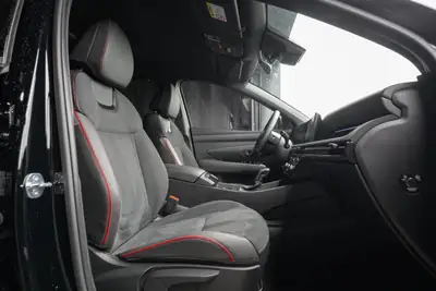 Hyundai Tucson 1.6 TGDI 48V N-Line — SUV compact hybride léger, quasi neuf — Miniatur 11