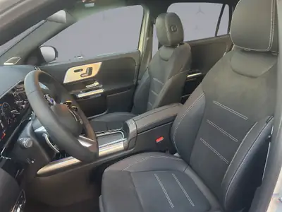 Mercedes-Benz GLA 250 AMG Line 4MATIC — SUV compact hybride mild, très faible kilométrage 2025 — Thumbnail 10