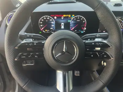 Mercedes-Benz GLA 250 AMG Line 4MATIC — SUV compact hybride mild, très faible kilométrage 2025 — Thumbnail 13