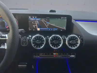 Mercedes-Benz GLA 250 AMG Line 4MATIC — SUV compact hybride mild, très faible kilométrage 2025 — Thumbnail 15