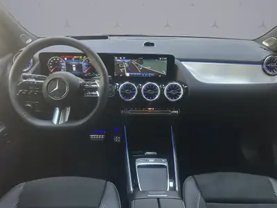 Mercedes-Benz GLA 250 AMG Line 4MATIC — SUV compact hybride mild, très faible kilométrage 2025 — Thumbnail 14