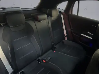 Mercedes-Benz GLA 250 AMG Line 4MATIC — SUV compact hybride mild, très faible kilométrage 2025 — Thumbnail 18