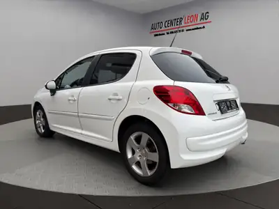 Peugeot 207 1.6 16V Sport Automatic — Citadine fiable, boîte auto, 152'100 km — interior