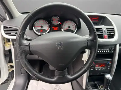 Peugeot 207 1.6 16V Sport Automatic — Citadine fiable, boîte auto, 152'100 km — Thumbnail 10