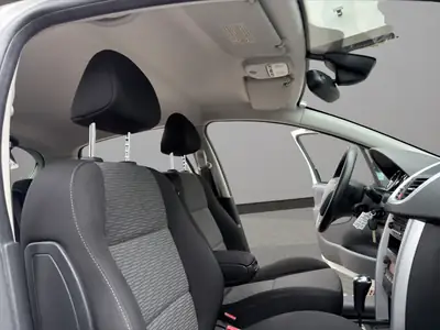 Peugeot 207 1.6 16V Sport Automatic — Citadine fiable, boîte auto, 152'100 km — Thumbnail 20