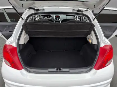 Peugeot 207 1.6 16V Sport Automatic — Citadine fiable, boîte auto, 152'100 km — Thumbnail 19