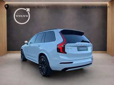 Volvo XC90 2.0 T8 TE Ultra Dark eAWD — SUV hybride rechargeable 7 places, quasi neuf — rear view