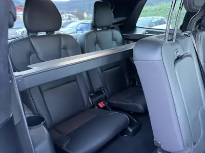 Volvo XC90 2.0 T8 TE Ultra Dark eAWD — SUV hybride rechargeable 7 places, quasi neuf — Thumbnail 19
