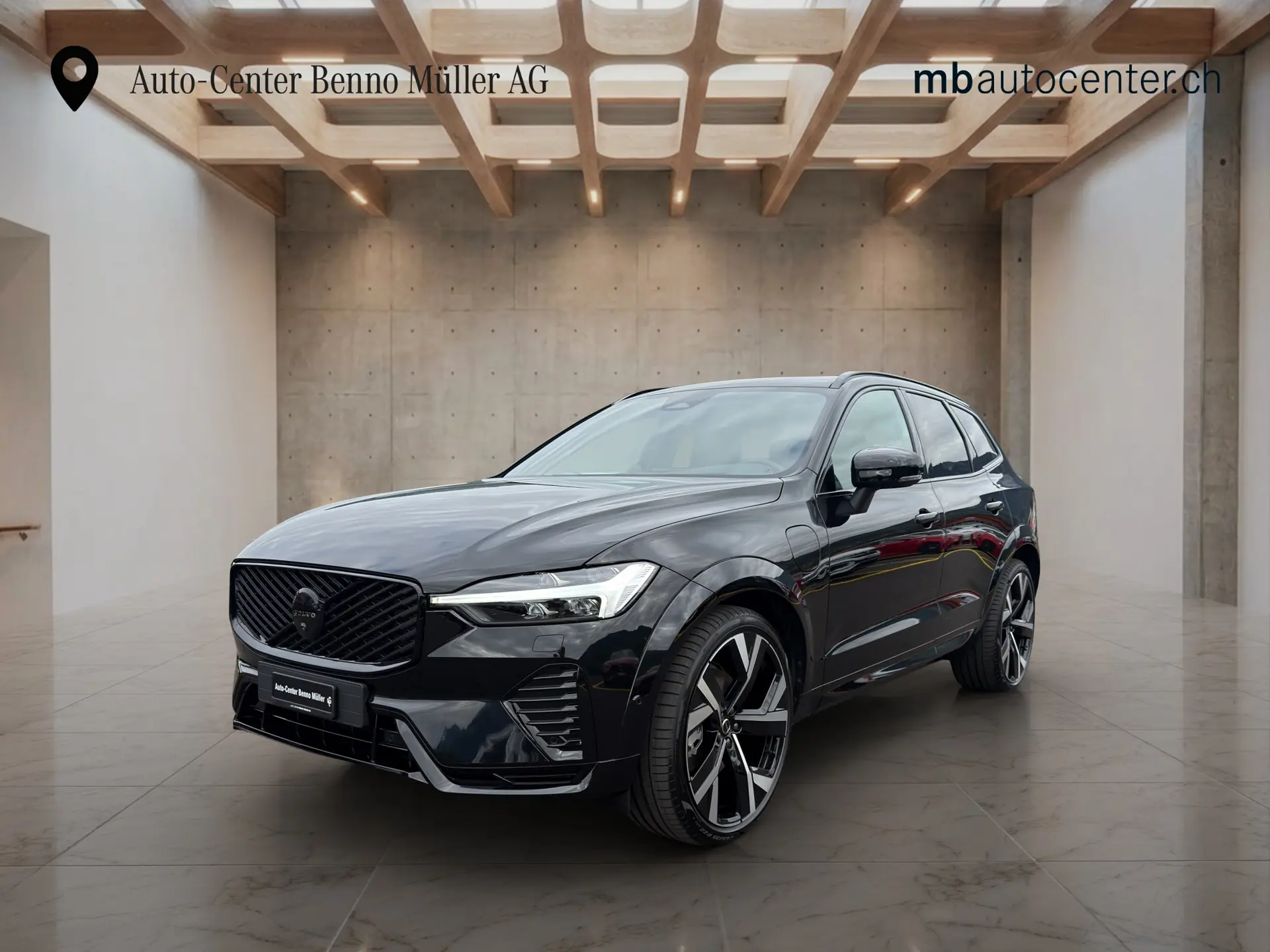 Volvo XC60 2.0 T8 TE Black Edition — Hybride rechargeable haute performance, quasi neuf