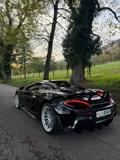 McLaren 600LT Spider — Cabriolet ultra-performant, seulement 24'000 km — interior