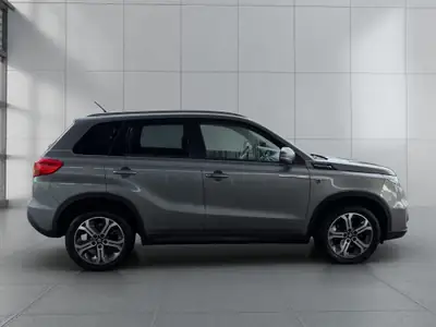 Suzuki Vitara 1.6 S.Cellano Top Automatic — SUV compact fiable, entretien à jour — Miniatura 8