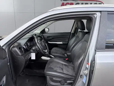 Suzuki Vitara 1.6 S.Cellano Top Automatic — SUV compact fiable, entretien à jour — Miniatura 9