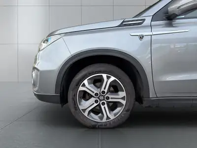 Suzuki Vitara 1.6 S.Cellano Top Automatic — SUV compact fiable, entretien à jour — Miniatura 16