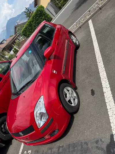 Suzuki Swift 1.5 GL Top — Citadine agile et économique, 195 000 km — rear view